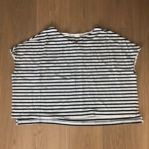 Black white striped v neck short sleeve crop top size medium cute chic
